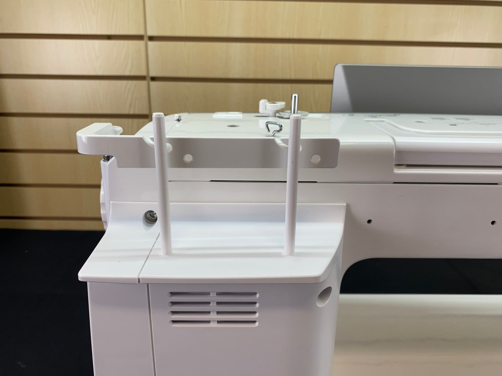 Janome Continental M8 Professional Quilting Sewing Machine + ASR Stitch Regulator & Extension Table