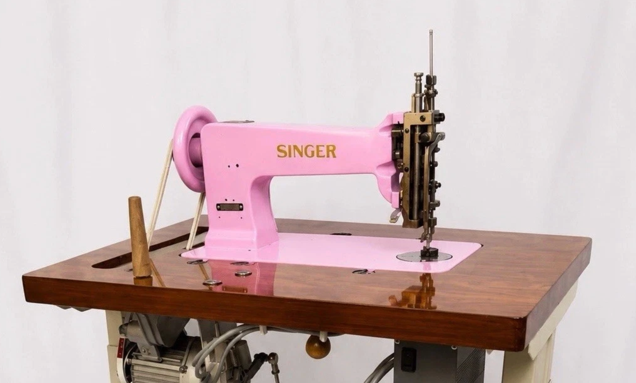 Baby Pink Singer 114E103 Chain Stitch Embroidery Machine | Fully Serviced with Custom Table, Stand & Servo Motor