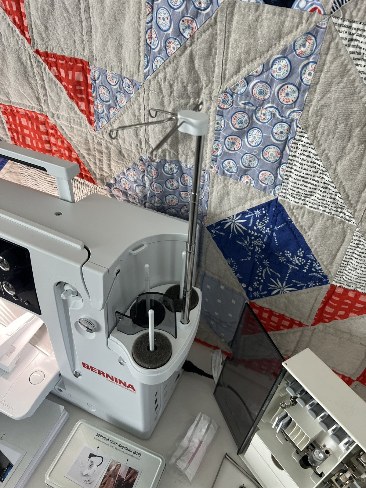 Bernina B 880 Plus Sewing and Embroidery Machine | 2022 Professionally Serviced | Includes SDT Unit